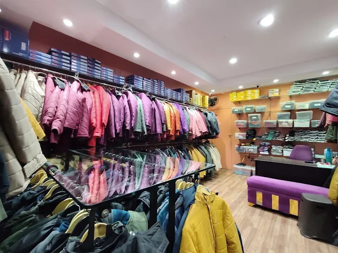 Falcon Jackets interior
